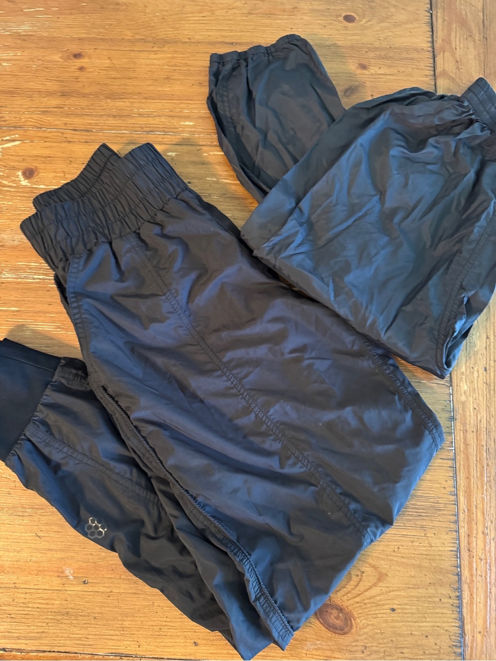 Honeycut joggers Size:  children 12/AXXS